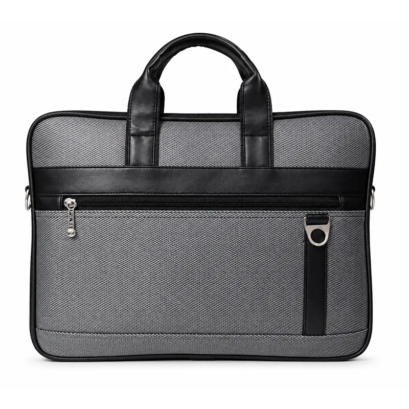 Premium laptop bag manufacturer in Visakhapatnam supplying customized corporate laptop bags in bulk.